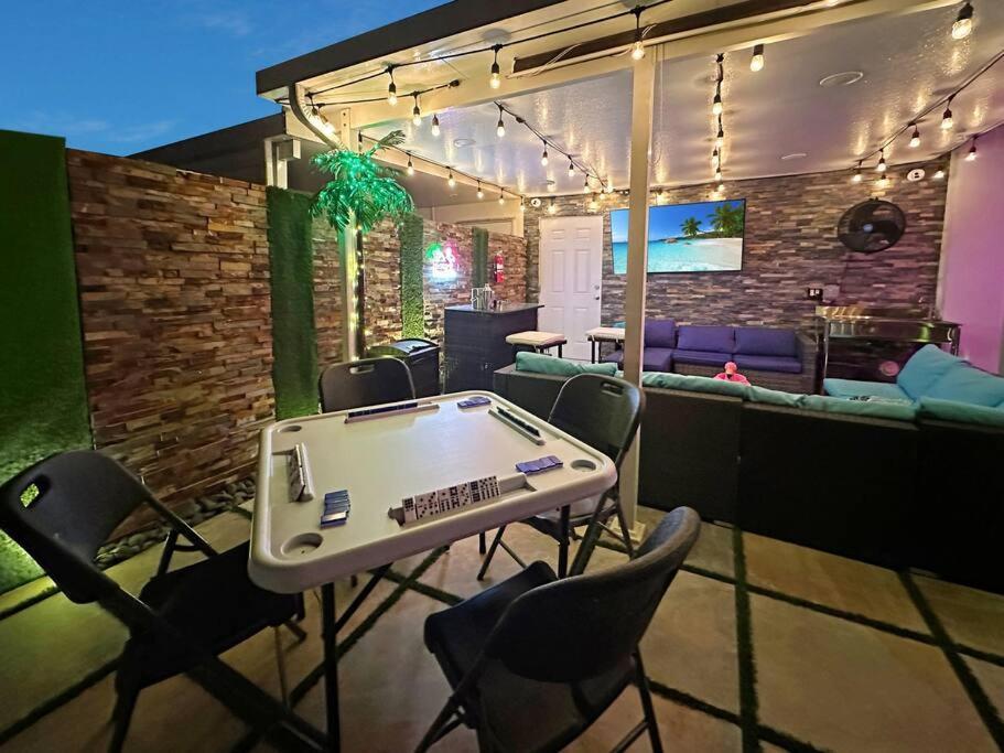 Luna Sky! BAR/BBQ/DECOR/new! Sleep&go Key Largo Homestead Exterior foto